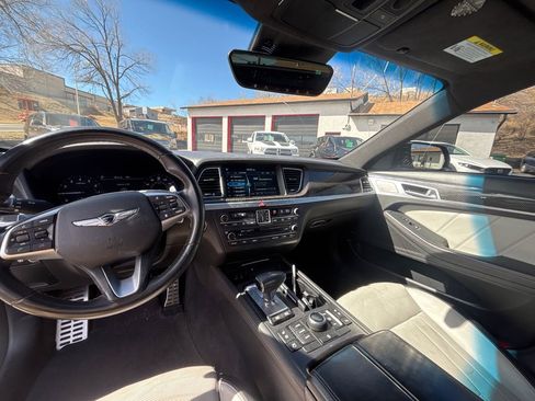 Used 2018 Genesis G80 3.3T Sport image 13