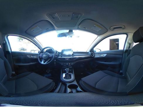 Used 2023 Kia Forte LXS w/ LXS Technology Package image 40