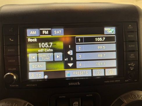 Used 2017 Jeep Wrangler Sport image 20