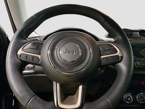 Used 2017 Jeep Renegade Sport w/ Power & Air Group FWD image 12