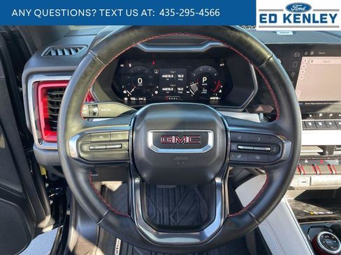 Used 2023 GMC Canyon AT4X image 16