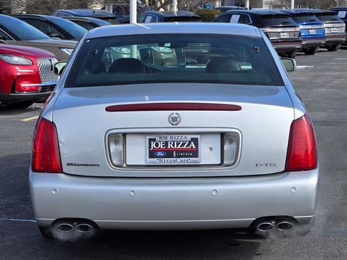 Used 2000 Cadillac De Ville DTS w/ Safety/Security Pkg image 11