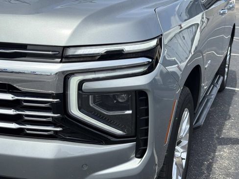 Used 2025 Chevrolet Tahoe Premier AWD/4WD image 9