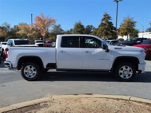 Used 2023 Chevrolet Silverado 3500 LTZ w/ Z71 Chrome Sport Edition image 3