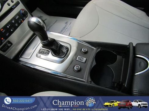 Used 2011 INFINITI G37 Convertible w/ Premium Pkg RWD image 37