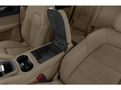 Used 2021 Porsche Cayenne 4DR AWD COUPE image 20