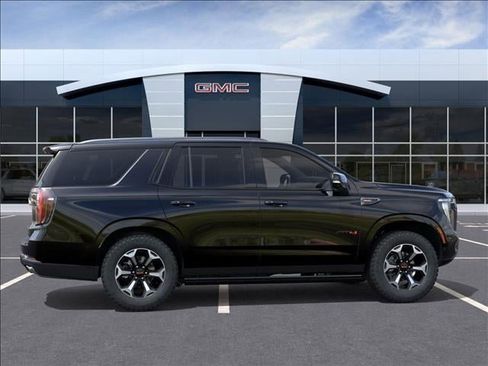 New 2026 GMC Yukon AT4 w/ AT4 Premium Package image 5