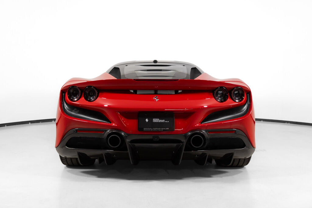 Used 2022 Ferrari F8 Tributo RWD image 6