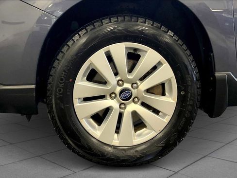 Used 2016 Subaru Outback 2.5i Premium image 10