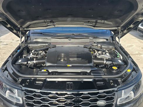 Used 2020 Land Rover Range Rover Sport HSE image 18