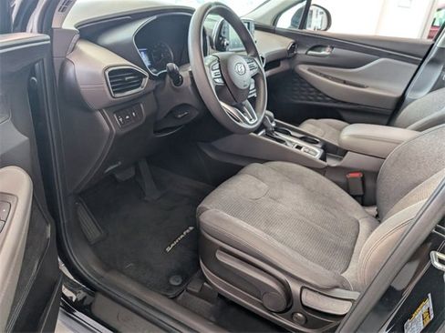 Used 2020 Hyundai Santa Fe SE image 7