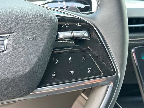 New 2026 Cadillac Escalade Sport w/ LPO, ONYX Package AWD/4WD image 6