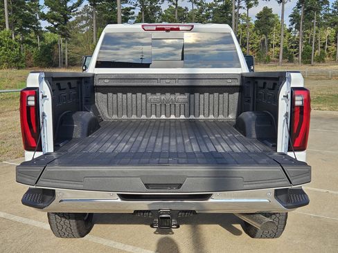 New 2026 GMC Sierra 2500 SLT w/ Texas SLT Premium Package image 9