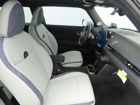 Used 2026 MINI Cooper S FWD image 23