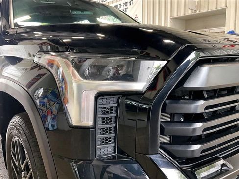 Used 2026 Toyota Tundra Limited AWD/4WD image 24