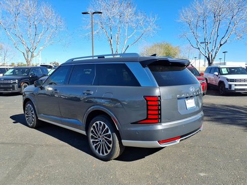 New 2026 Hyundai Palisade Calligraphy FWD image 4