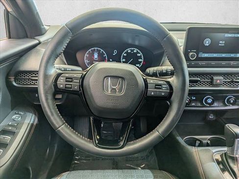 Used 2024 Honda HR-V Sport image 12