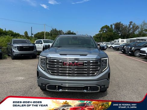 Used 2024 GMC Sierra 1500 Denali AWD/4WD image 2