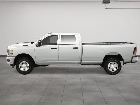 New 2024 RAM 2500 Tradesman w/ Chrome Appearance Group image 2