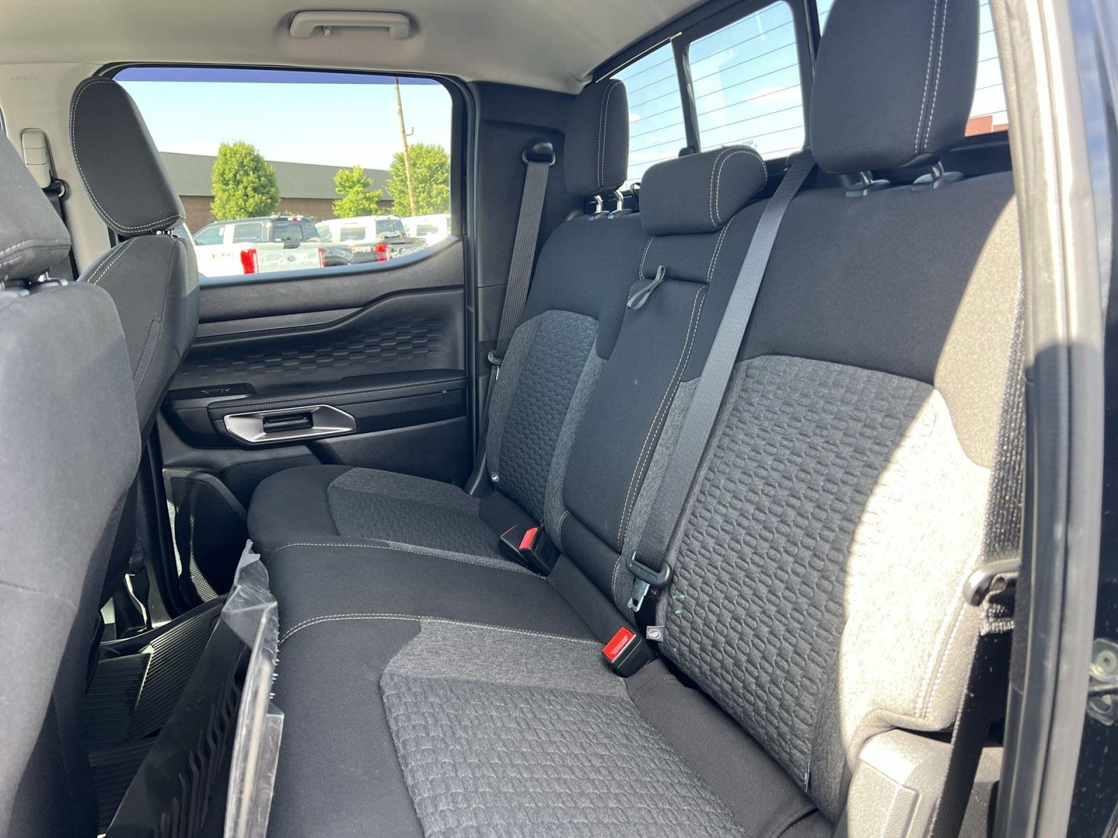 Used 2024 Ford Ranger XLT w/ FX4 Off-Road Package AWD/4WD image 24