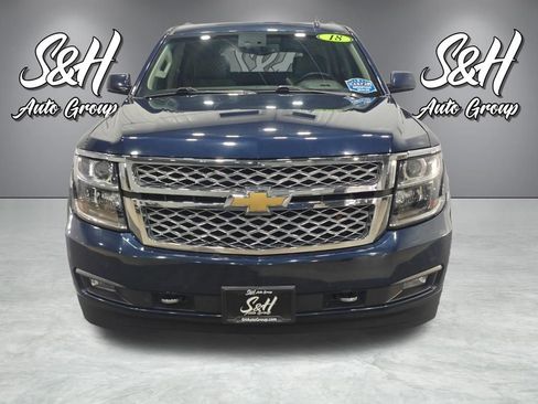 Used 2018 Chevrolet Tahoe LT w/ LT Signature Package AWD/4WD image 11