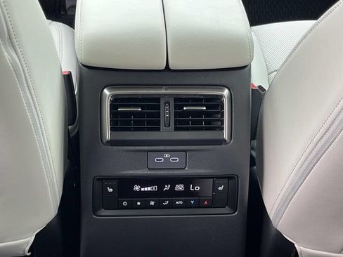 Used 2026 MAZDA CX-90 3.3 Turbo w/ Premium Plus Pkg AWD/4WD image 18