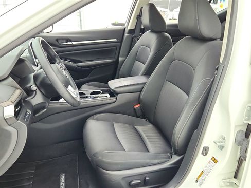Used 2023 Nissan Altima 2.5 SV image 26