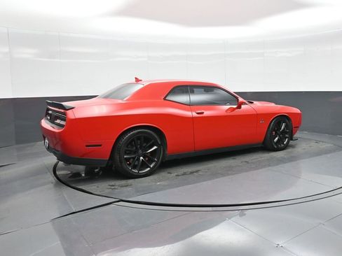 Used 2017 Dodge Challenger R/T Scat Pack image 6