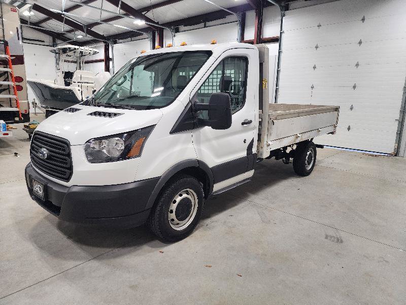 Used 2019 Ford Transit 250 138 RWD image 3