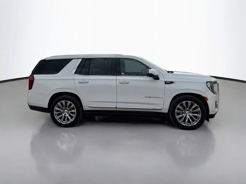 Used 2024 GMC Yukon Denali w/ Denali Reserve Package AWD/4WD image 8