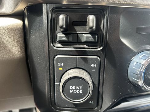 New 2026 Ford F350 Platinum w/ Platinum Plus Package image 33