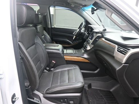 Used 2019 GMC Yukon Denali image 13