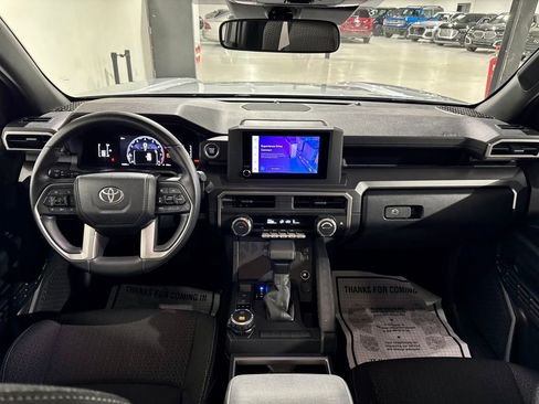 Used 2025 Toyota 4Runner SR5 image 14