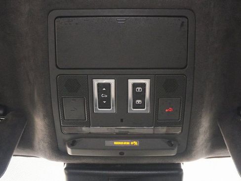 Used 2020 Jaguar F-PACE S image 18