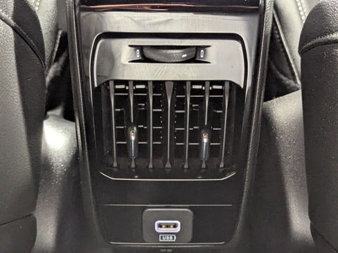 Used 2026 Jeep Compass Limited image 24