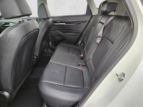 Used 2022 Kia Seltos SX w/ Sunroof Package image 14