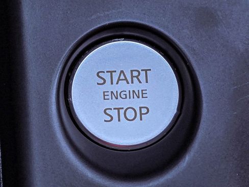 Certified 2025 INFINITI QX55 Essential image 22