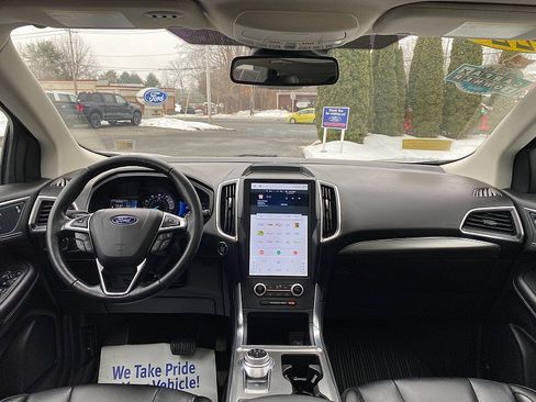 Used 2022 Ford Edge Titanium w/ Cargo Accessory Package image 20