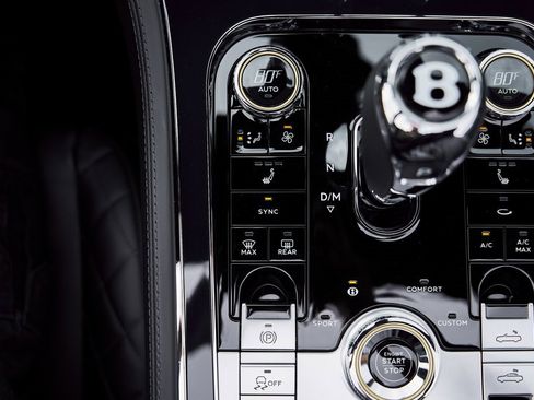 Used 2022 Bentley Continental GT image 57