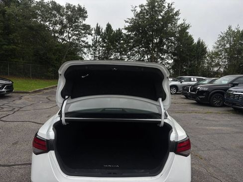 Used 2025 Nissan Sentra SV FWD image 30