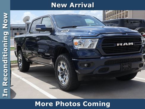 Used 2020 RAM 1500 Big Horn AWD/4WD image 1