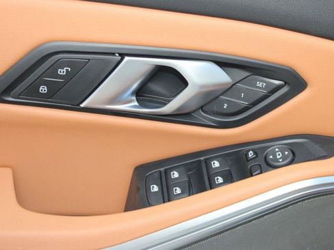 Used 2026 BMW 330i Sedan w/ M Sport Package image 13