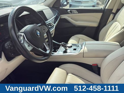 Used 2021 BMW X7 xDrive40i w/ Premium Package AWD/4WD image 12