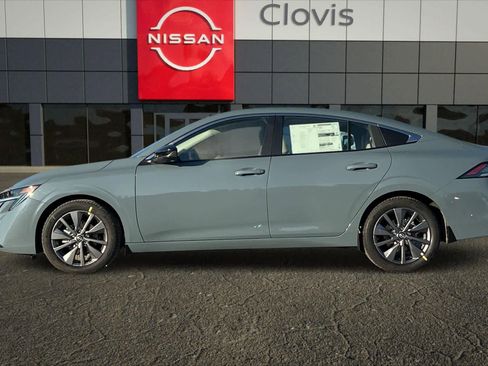 New 2026 Nissan Sentra SL image 6