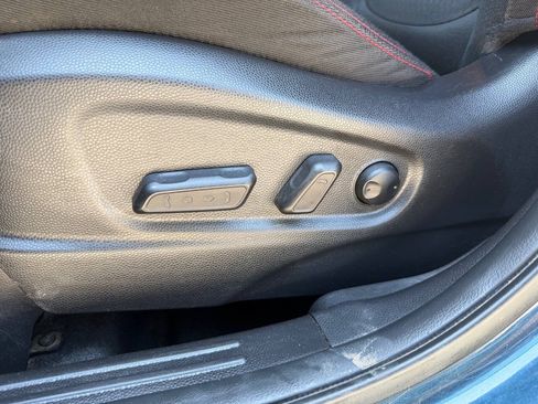 Used 2018 Kia Soul + FWD image 9