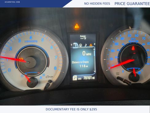Used 2017 Toyota Sienna SE Premium image 25