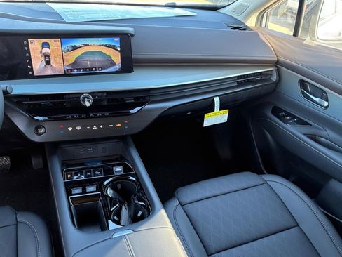 New 2026 Nissan Murano Platinum w/ Cargo Package AWD/4WD image 14