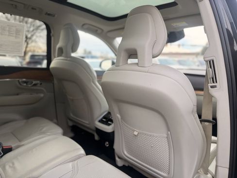 Used 2018 Volvo XC90 T6 Inscription w/ Convenience Package image 17