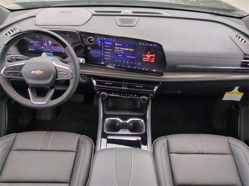 New 2026 Chevrolet Traverse High Country image 15