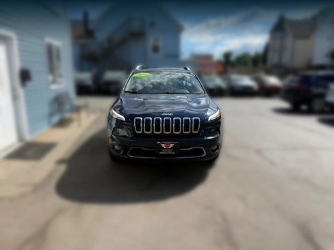Used 2016 Jeep Cherokee Limited AWD/4WD image 7